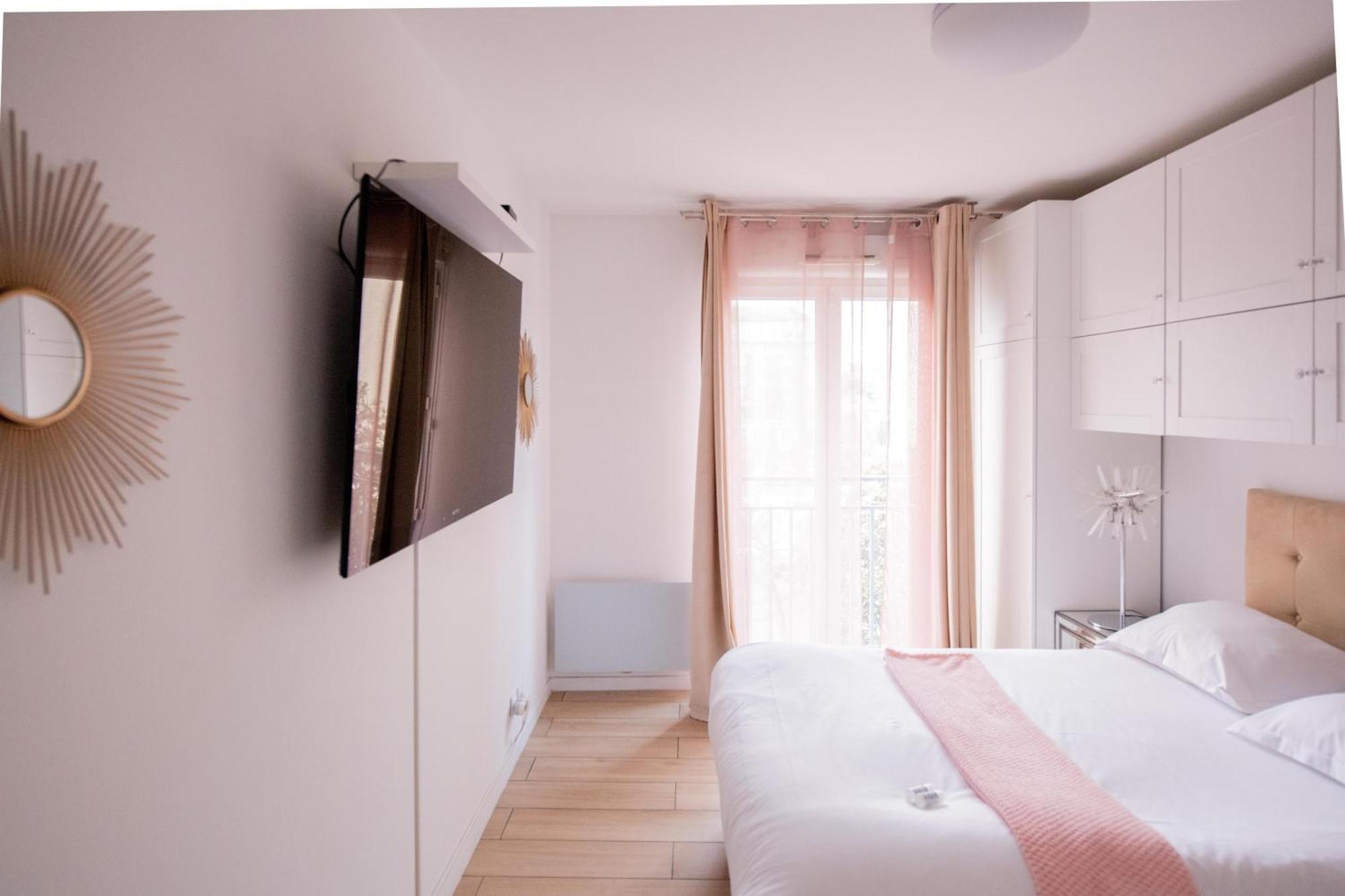 Apartament Elise De Roche Equipe Balcon Parking Rer B Le Bourget Zewnętrze zdjęcie