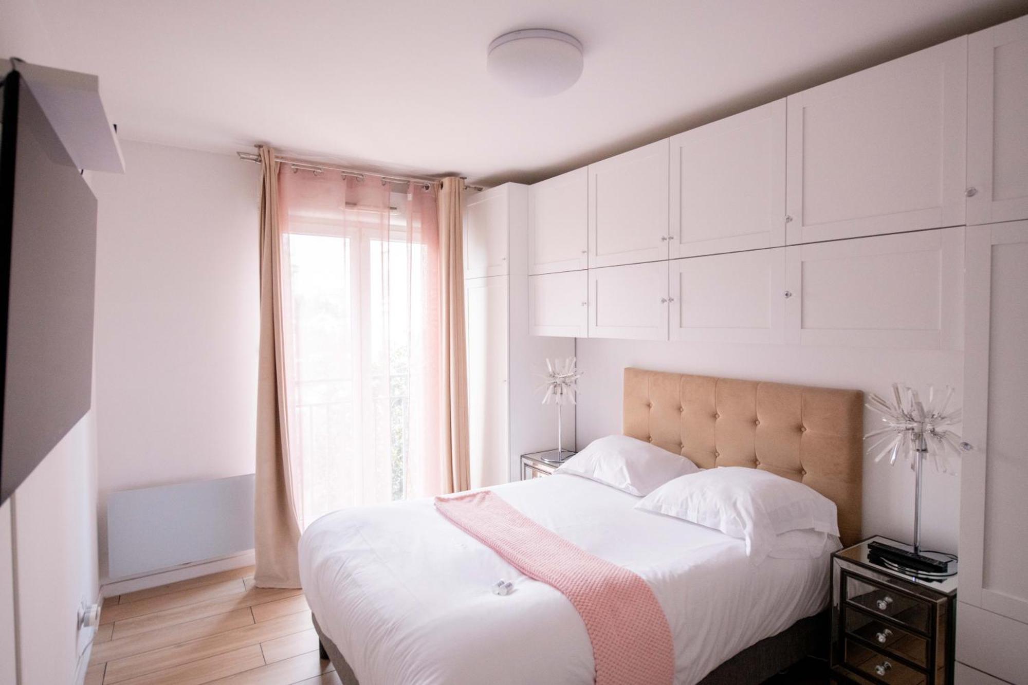 Apartament Elise De Roche Equipe Balcon Parking Rer B Le Bourget Zewnętrze zdjęcie