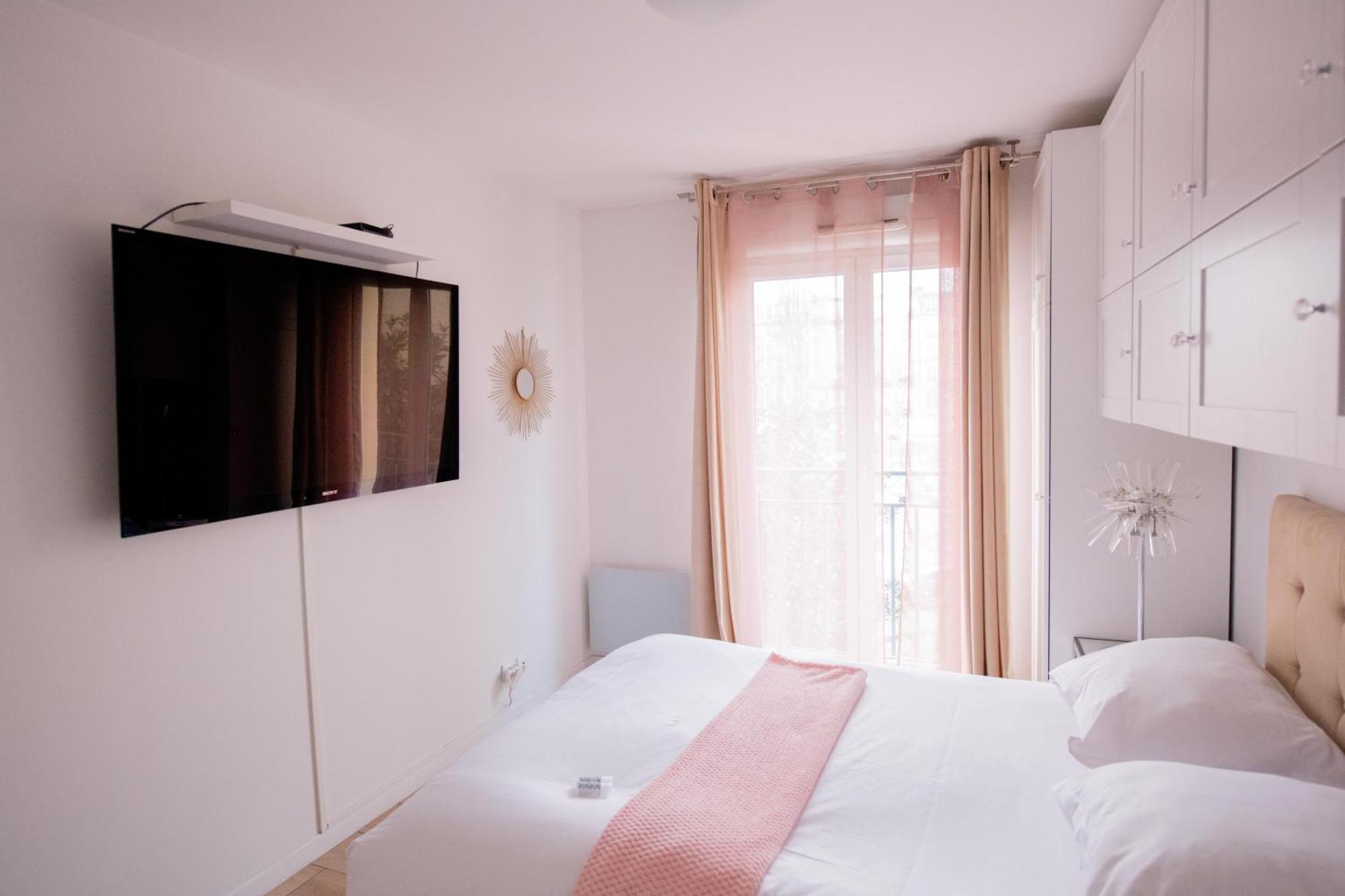 Apartament Elise De Roche Equipe Balcon Parking Rer B Le Bourget Zewnętrze zdjęcie